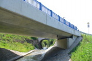 Most v obci Mouchnice